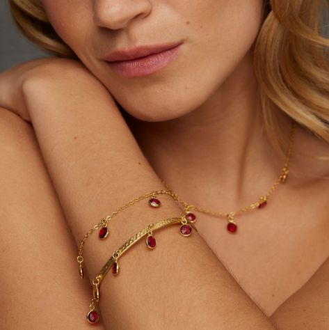 Burgundy Reigns.⁠ ⁠ #AW24 #Burgundy #AW24Trends #AutumnalTrends #AutumnalInspo #JewelleryInspo #FashionInspo #SeasonalTrends 80s Accessories, 90s Accessories, Red Tourmaline, Pearl Gifts, 22 Carat Gold, Tourmaline Bracelet, Coin Pearls, Fashion Trends Winter, Toggle Bracelet