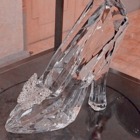 Glass Slippers Wedding Shoes, Glass Slipper Wedding Shoes, Cinderella Glass Slipper, Cinderella Aesthetic, Glass Shoe, Cinderella 2015, Glass Shoes, Cinderella Shoes, Shoes Outfit Fashion