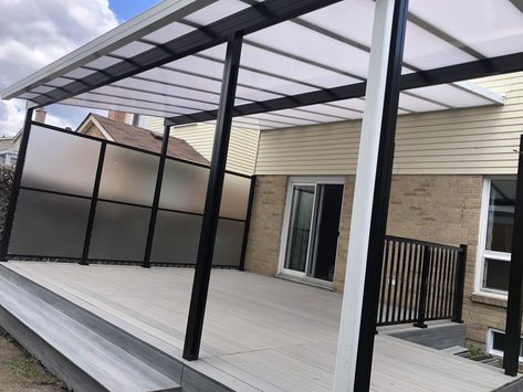 Sunroom Roof, Solar Pergola, Patio Trellis, Terrace Roof, Coffee House Design, Polycarbonate Roof Panels, Concrete Patio Makeover, Covered Patio Design, Flat Pan