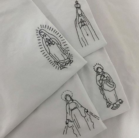 Mother Mary Tattoos, Maria Tattoo, Saint Tattoo, Catholic Tattoos, Virgin Mary Tattoo, Wrist Tattoo Designs, Mary Tattoo, Catholic Decor, Catholic Crafts