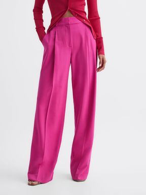 Pink Trousers Outfit, Pink Wide Leg Trousers, Trouser Outfit, Pink Trousers, Pleated Trousers, Leg Stretching, Wool Trousers, Pink Pants, Tailored Trousers