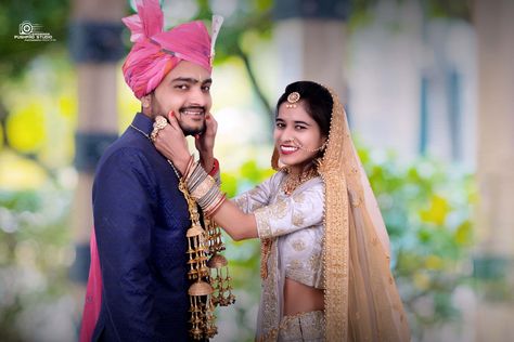 couple photo Birthday Background Design, Indian Bride Photography Poses, Indian Wedding Poses, Indian Bridal Photos, Pre Wedding Photoshoot Outdoor, Bride Photography Poses, Phone Wallpaper Pink, Indian Wedding Photos, Wedding Couple Poses