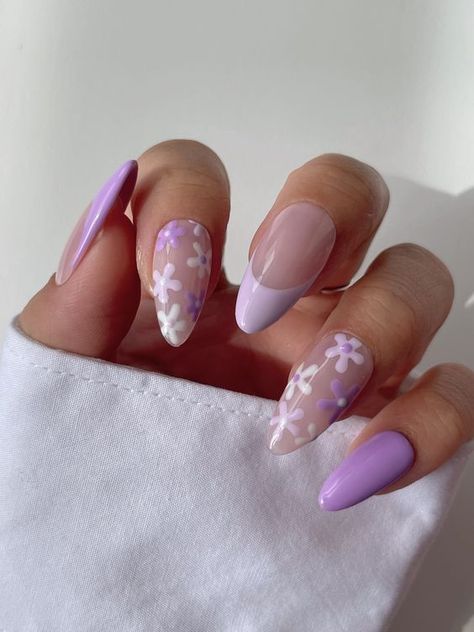 Embrace Spring 2024 with Trendy Nail Aesthetics - Fresh Designs & Pastel Hues Uñas Ideas, Unghie Nail Art, Purple Acrylic Nails, Purple Nail Designs, Lavender Nails, Broken Nails, Her Nails, Short Acrylic Nails Designs, Prom Nails