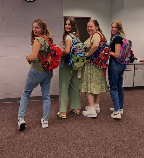 Senior Backpacks Funny, Kid Backpacks Senior Year, Senior Year Backpack, Bookbags For Highschool, Senior Year Things, Backpack Ideas, First Day School, Baby Backpack, Year Book