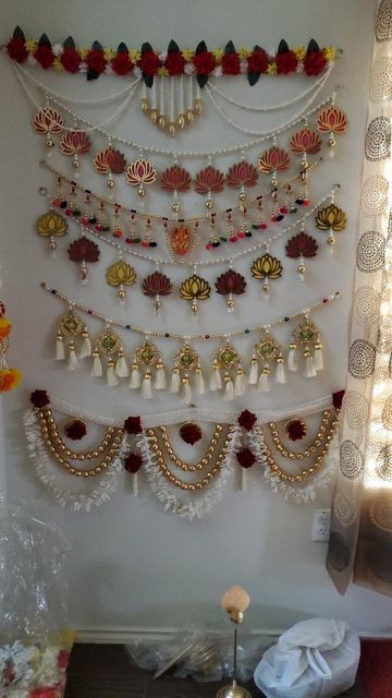 Arti Decoration, Toran Ideas, Diy Diwali Gifts, Diwali Items, Toran Design, Hanging Decorations Diy, Ganpati Decoration Theme, Door Toran, Diwali Diya Decoration