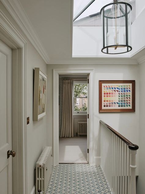 A classic and colourful Chelsea townhouse restored to its Georgian roots | House & Garden London Terrace House Interior, London House Interior, Terraced House Interior, Terrace House Interior, London Terrace House, Chelsea Townhouse, Hall Tiles, Hugo Guinness, Victorian Terraced House