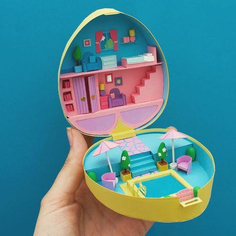 796 Likes, 8 Comments - Adeena Grubb (@adeenagrubb) on Instagram: “Before the massacre.. #animation #papercraft #pollypocket #dead” Diy Polly Pocket House, Polly Pocket Artwork, Polly Pocket Diy, Diy Polly Pocket, Polly Pocket Art, Polly Pocket House, Matchbox Crafts, Diy Barbie House, Craft Work For Kids