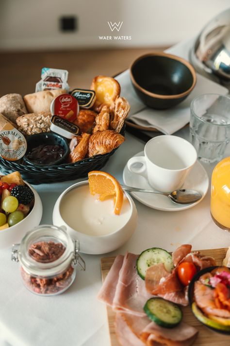 breakfast Breakfast Goals, Fitness Breakfast, Deluxe Room, Hotel Packages, Spoil Yourself, Breakfast Buffet, Breakfast In Bed, Linen Set, Spa Day