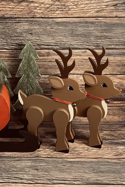 Painted Wooden Reindeer, Wooden Reindeer Diy Wood Crafts, Wooden Reindeer Diy, Wood Reindeer Diy, Reindeer Wood Crafts, Diy Christmas Reindeer, Reindeer Diy, Diy Reindeer, Nativity Scene Diy