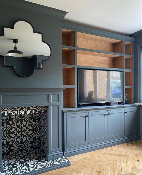 Alcove unit with tv and shelving above. Herringbone oak floor. Wall Unit Ideas, Alcove Storage Living Room, Decoration Ideas Living Room, Alcove Ideas Living Room, Alcove Units, Alcove Storage, Alcove Cabinets, Media Walls, Alcove Shelving