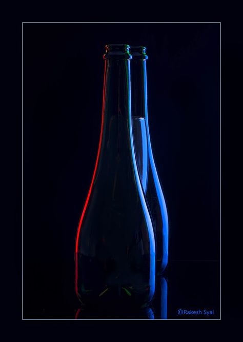 Silhouette Product Photography, Glass Still Life Photography, Detergent Ads, Glassware Photography, Tabletop Photography, Table Top Photography, Artsy Photography, Rim Light, Glass Photography