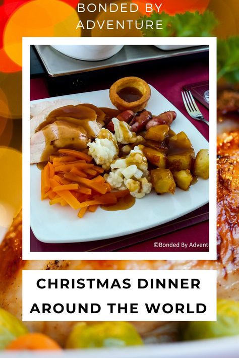 Follow the link to find out what different people around the world eat for their Christmas dinner! Christmas Dinners Around The World, Christmas Dinner Around The World, Christmas Food Around The World, Christmas Around The World Food, Dinner Around The World, Traditions Around The World, Around The World Food, Christmas Eve Dinner, Xmas Dinner