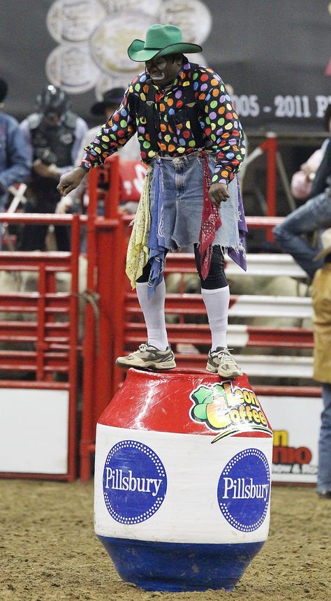 Mexican Clown, Rodeo Clown Costume Womens, Rodeo Clown Costume, Rodeo Clown Aesthetic, Rodeo Clown Face Paint, Rodeo Clown Art, Rodeo Clown, Rodeo Time, Rodeo Cowboys