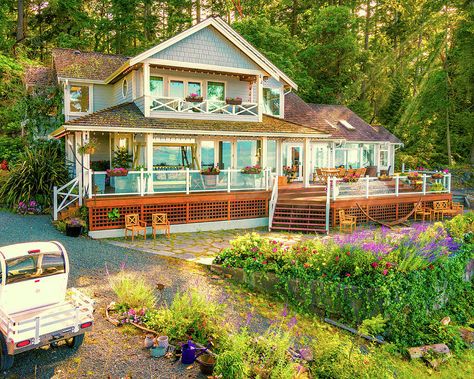 Chesapeake Shores House, Chesapeake Shores Hallmark, Shore House Decor, Vancouver House, Cottage Beach House, Chesapeake Shores, Cottage Farm, Shore House, Dream Beach Houses