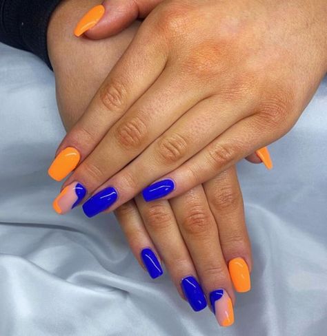 Nails Inspiration Blue, Elegant Essence, Orange Nail Art, Pink Summer Nails, Orange Nail Designs, Trendy Nail Designs, Simple Spring Nails, Summer Gel Nails, Fun Nail Colors