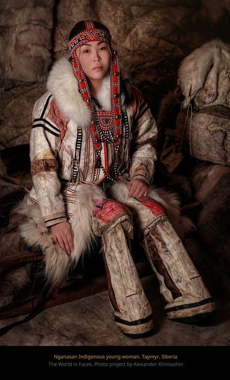 Inuit Clothing, Russia Clothes, Inuit People, Fur Dress, Arctic Ocean, Fur Clothing, Fur Parka, Grunge Girl, Folk Costume