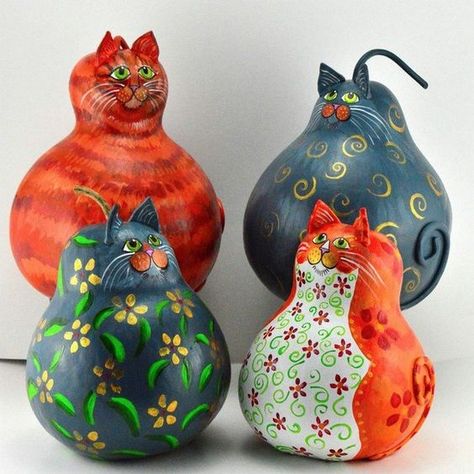 Cat Gourd, Snowman Gourds, Halloween Gourds, Gorgeous Gourds, Gourds Birdhouse, Decorative Gourds, Hand Painted Gourds, Chicken Decor, Gourds Crafts