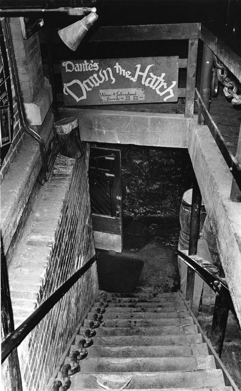 Atlanta History: Dante's Down the Hatch in Underground Atlanta Georgia History, New York Police, Photographer Portfolio, Magnum Photos, Historical Events, Vintage Photographs, Photography Print, York City, Atlanta