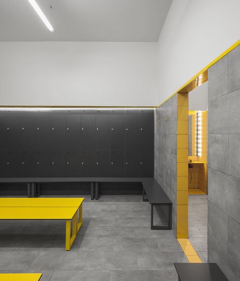 Gym Design Interior, Toilette Design, Locker Designs, Restroom Design, Gym Lockers, Gym Interior, Gym Pictures, Gym Room, Gym Decor