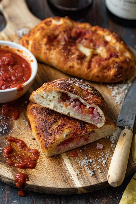 Ham And Cheese Calzone, Cheese Calzone Recipe, Cheese Calzone, Bacon Wrapped Cheese, Cheese Stuffed Meatloaf, Thai Cucumber Salad, Calzone Recipe, Pizza Pockets, Good Recipe