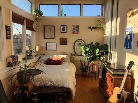 Cozy Maximalism, Girly House, Spiritual Garden, Girly Apartments, Future Apartment, Aesthetic Rooms, Whimsical Decor, Maximalism, Dream Room Inspiration