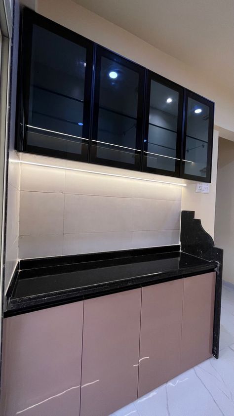 L Shaped Kitchen Cabinets Layout, Glass Cupboard Design, Creative Kitchen Cabinets, Small Kitchen Modular Design, Grass Wall Decor, Acrylic Kitchen Cabinets, Latest Door Designs, Acrylic Kitchen, Lcd Panel Design