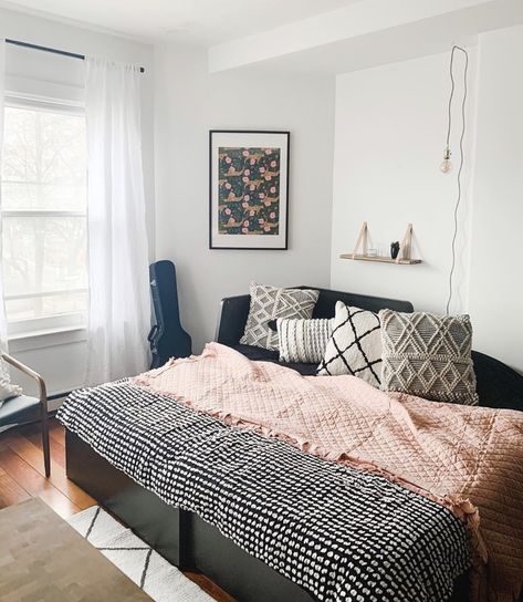 Today I'm making over my neighbour's tiny 250 sq ft studio apartment! She had accumulated tons of furniture over time that wasn't very functional, causing her tiny space to feel cluttered. I transformed it into a cozy, organized space while maximizing function and style.   #studioapartment #apartmentmakeover #smallapartmentdecor #smallapartment #diyart 250 Sq Ft Studio Apartment, 250 Sq Ft Studio, Alexandra Gater, Apartment Makeover, Studio Fix, Studio Apartments, Tiny Space, Small Apartment Decorating, Going Live