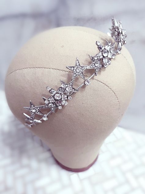 Stunning star tiara, celestial crystal crown that shines in any setting. Perfect for a special occasion wedding, birthday, holidays. Celestial Headpiece, Celestial Crown, Star Headpiece, Star Tiara, Court Attire, Cotton Dress Indian, Star Crown, Starry Night Wedding, Celestial Crystal