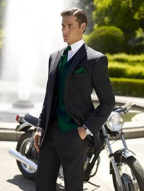 Best Wedding Suits For Groom, Green Tux, Grey Groomsmen, Groom Vest, Groom Suit Black, Best Wedding Suits, Groomsmen Grey, Wedding Tux, The Best Man