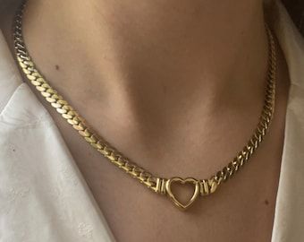 KeachainsJewelry - Etsy Cuban Chain Necklace Women, Chain Heart Necklace, Sacred Heart Necklace, Western Jewellery, Heart Chain Necklace, Perfume Jewelry, Heart Choker Necklace, Cuban Link Chain Necklaces, Chunky Chain Necklaces