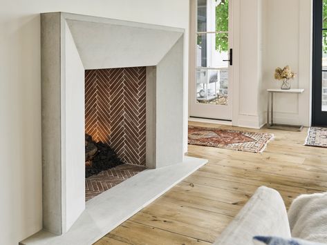 Cement Fireplace, Concrete Fireplace Surround, Modern Fireplace Mantels, Industrial Chic Design, Brick Material, Fireplace Built Ins, Concrete Fireplace, Family Room Fireplace, Fireplace Hearth