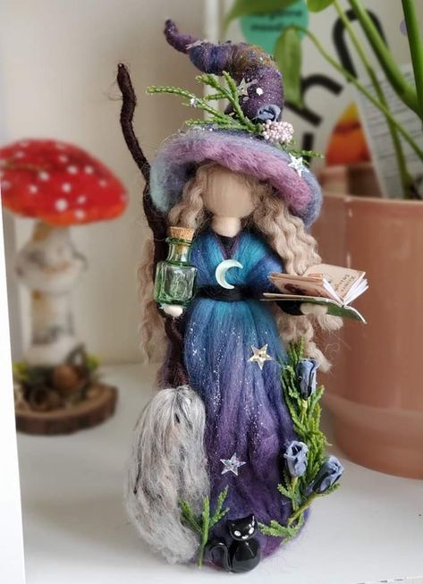 Sewn Dolls, Wicca Recipes, Felting Tutorial, Witch Figurines, Fairy Folk, Magical Nature, Yarn Dolls, Witchy Stuff, Felting Tutorials