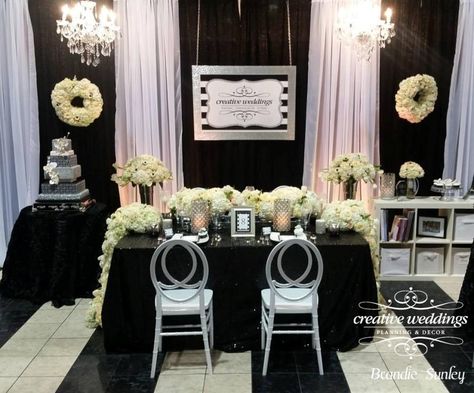 Event Planner Vendor Booth Display Ideas, Event Planning Vendor Booth, Wedding Expo Booth Ideas, Wedding Booth Ideas, Bridal Expo Booth, Events Booth, Bridal Show Booth Ideas, Wedding Planner Office, Expo Booth Ideas