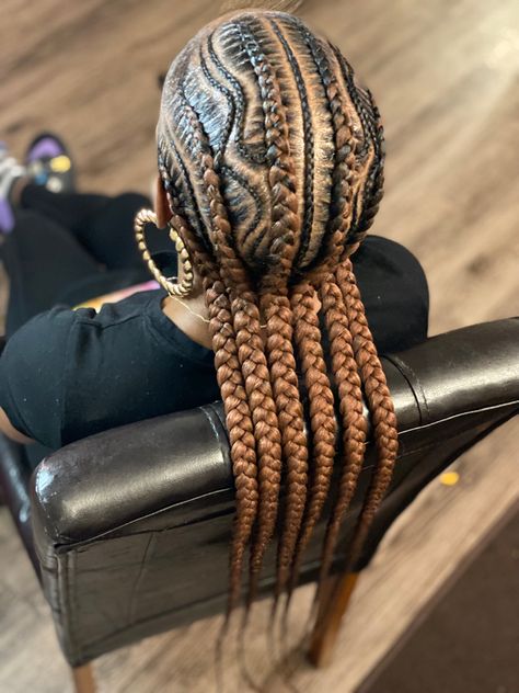 Feeding Ponytail Braids, Feed Ins Straight Back, Brown Feed In Braids, Feeding Braids, Feeding Braids Hairstyles, Straight Back Stitch Braids With Design, Long Cornrows Braids Straight Back, Straight Back Cornrows With Designs, Straight Back Braids With Design