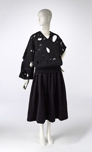 1980s Fashion Women, 1980s Women, Rei Kawakubo, Costume Institute, Metropolitan Museum Of Art, Metropolitan Museum, Comme Des Garcons, Museum Of Art, The Dreamers