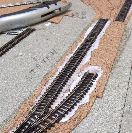 N Scale Train Layout, Ho Train Layouts, Model Train Table, Ho Scale Train Layout, N Scale Model Trains, Model Train Accessories, Ho Model Trains, Model Railway Track Plans, Train Table