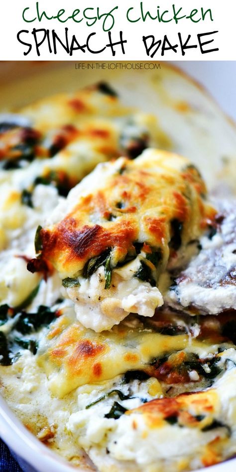 Chicken And Spinach Recipes, Chicken Spinach Bake, Spinach Bake, Spinach Chicken, Chicken Spinach, Low Carb Meal, Chicken And Spinach, Chicken Bake, Tater Tots