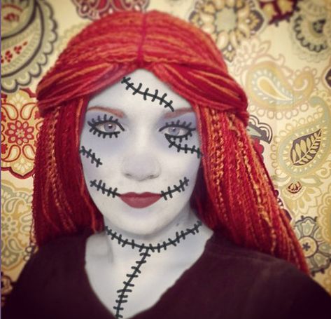 So. I'm going to be cosplaying Sally at Fandom Fest this summer and making the wig was super duper fun so I made a tutorial. It DOES involve crocheting a wig cap so if you're new to cosplaying and yo… Heart Friendship Bracelet, Wig Ponytail, Wig Tutorial, Sally Costume, Yarn Wig, Hair Yarn, Crochet Costumes, Crochet Wig, Diy Wig