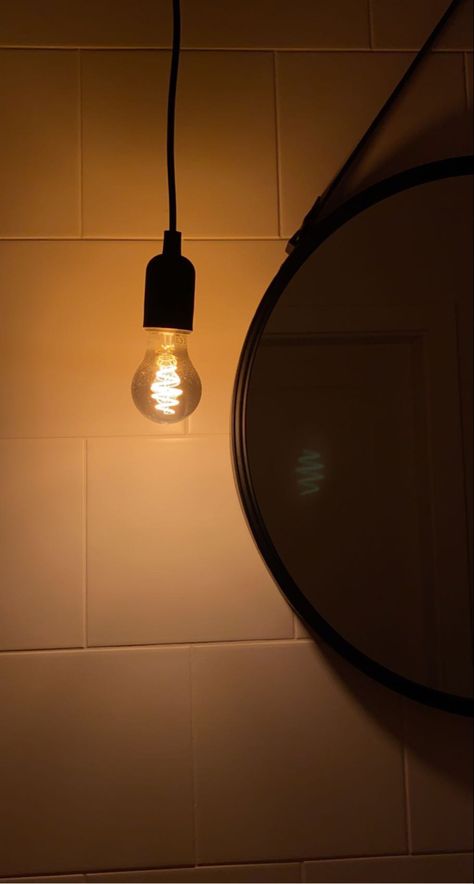 Lightbulb Aesthetic, 2023 Mood, Vibe Aesthetic, Mirror Light, Cool Rooms, Room Lights, Light Bulb, Art Projects, Garage