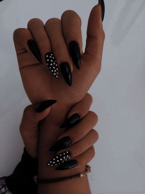 Black Stiletto Nails Halloween, Split Nail Designs, Rock Star Nails Designs, Nail Pic Ideas, Rock And Roll Nails Design, Punk Rock Nails Designs, Long Round Acrylic Nails, Black And Metallic Nails, Nails 2 Different Colors On Each Hand