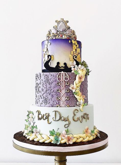 Tangled Themed Wedding Cake, Tangled Sweet 16, Tangled Wedding Cake, Tangled Sweet 16 Theme, Pastel Rapunzel, Rapunzel Wedding Theme, Bolo Rapunzel, Camo Wedding Cakes, Rapunzel Wedding