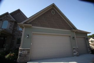 Cedar Shake Vinyl Siding - Photos & Ideas | Houzz Cedar Shake Siding Accent, Shake Vinyl Siding, Vinyl Cedar Shake Siding, Vinyl Shake Siding, Craftsman Home Exterior, Cedar Shake Siding, Grey Siding, Double House, Craftsman Ranch