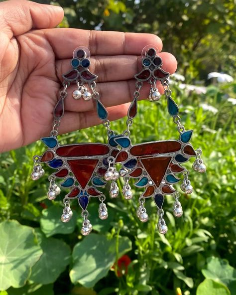 💕✨Enamel Afghani Jewellery Oxidised Dangler Earring for Women & Girls✨💕 𝐃𝐦 𝐟𝐨𝐫 𝐩𝐫𝐢𝐜𝐞/𝐝𝐞𝐭𝐚𝐢𝐥𝐬✨ •ᴘʀᴇᴍɪᴜᴍ Qᴜᴀʟɪᴛʏ •ᴀꜰꜰᴏʀᴅᴀʙʟᴇ ᴘʀɪᴄᴇꜱ •ꜱʜɪᴘᴘɪɴɢ ᴄʜᴀʀɢᴇꜱ @50/ᴏɴʟʏ •ᴅᴇʟɪᴠᴇʀʏ ᴛɪᴍᴇ 7-10ᴅᴀʏꜱ •ꜱʜɪᴘᴘɪɴɢ ᴀʟʟ ᴏᴠᴇʀ ɪɴᴅɪᴀ 🚢 ꜰᴏʟʟᴏᴡ ꜰᴏʀ ᴍᴏʀᴇ ɪɴꜰᴏʀᴍᴀᴛɪᴏɴ ℹ️/ʙᴏᴏᴋɪɴɢ 🛍️ @ꜱɪɴɢʜᴊᴇᴡᴇʟꜱ07 #afganijewellery #afganiearrings #explorepage #exploremore #explorebusinesses #enamaljewelry #boho #earringaddiction #danglersearrings #trendingreel #smallbusinessweek #smallbusiness #newstockeveryday #buyyours #ordernow #smallbus... Afghani Earrings, Dangler Earring, Earring For Women, For Women, Quick Saves