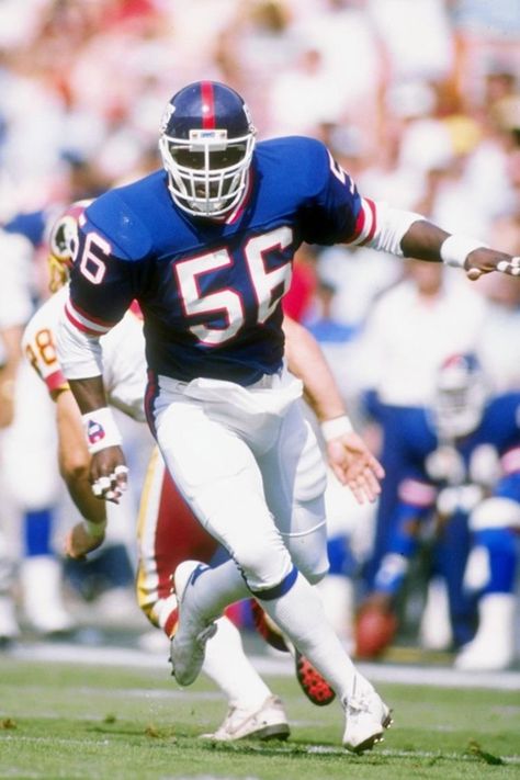 Nfl Legends, Ny Giants Football, Nfl Highlights, Nfl Pictures, Lawrence Taylor, Nfl Football 49ers, Nfl Football Pictures, Football American, New York Giants Football