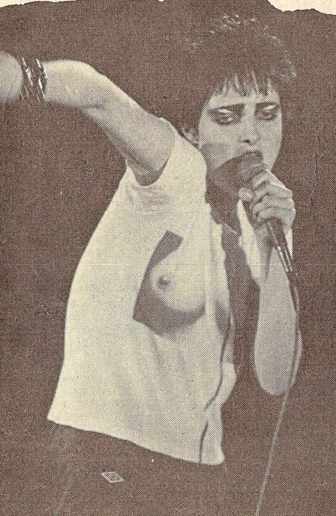 Serving Cvnt, Punks 70s, Riot Grrl, Female Punk, Queer Punk, Chica Punk, 70s Punk, Siouxsie Sioux, 90s Punk