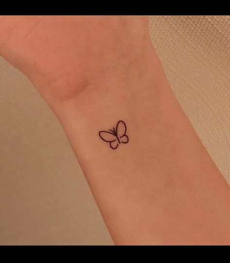 Tiny Butterfly Tattoo, Simple Butterfly Tattoo, Butterfly Tattoos On Arm, Butterfly Wrist Tattoo, Small Butterfly Tattoo, Small Pretty Tattoos, Small Girl Tattoos, Petite Tattoos, Cute Tiny Tattoos