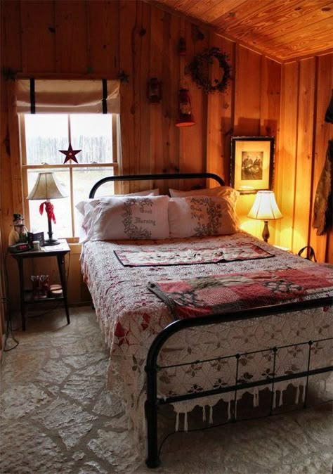 Cabin bedroom. That bed is beautiful and I just love this small space. Very cozy and inviting. Rustic Cabin Bedroom, Cabin Bedroom Decor, Primitive Bedroom, Rustic Bedroom Furniture, Cabin Bedroom, Bedroom Bliss, Cabin Living, Country Bedroom, Cabin Style