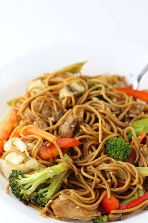 Instant Pot Chicken Stir Fry, Recipe For Chicken Stir Fry, Chicken Stir Fry With Noodles, Pot Noodle, Chicken And Cabbage, Stir Fry Recipes Chicken, Chicken Noodles, Recipe For Chicken, Filling Dinner