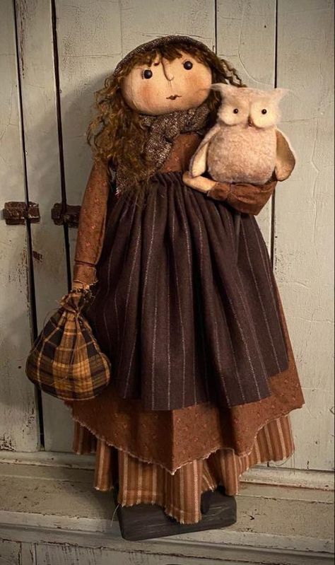 Primitive Sewing Patterns, Primitive Dolls Handmade, Country Colonial, Colonial Home Decor, Candles Black, Primitive Rabbit, Primitive Doll Patterns, Primitive Lighting, Halloween Sewing