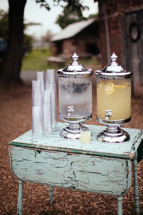 Wedding Ceremony Drink Station, Vintage Drop Leaf Table, Vintage Wedding Ceremony, Welcome Drinks, Beverage Dispenser, Popcorn Bar, Drink Station, Wedding Drink, Vintage Eclectic